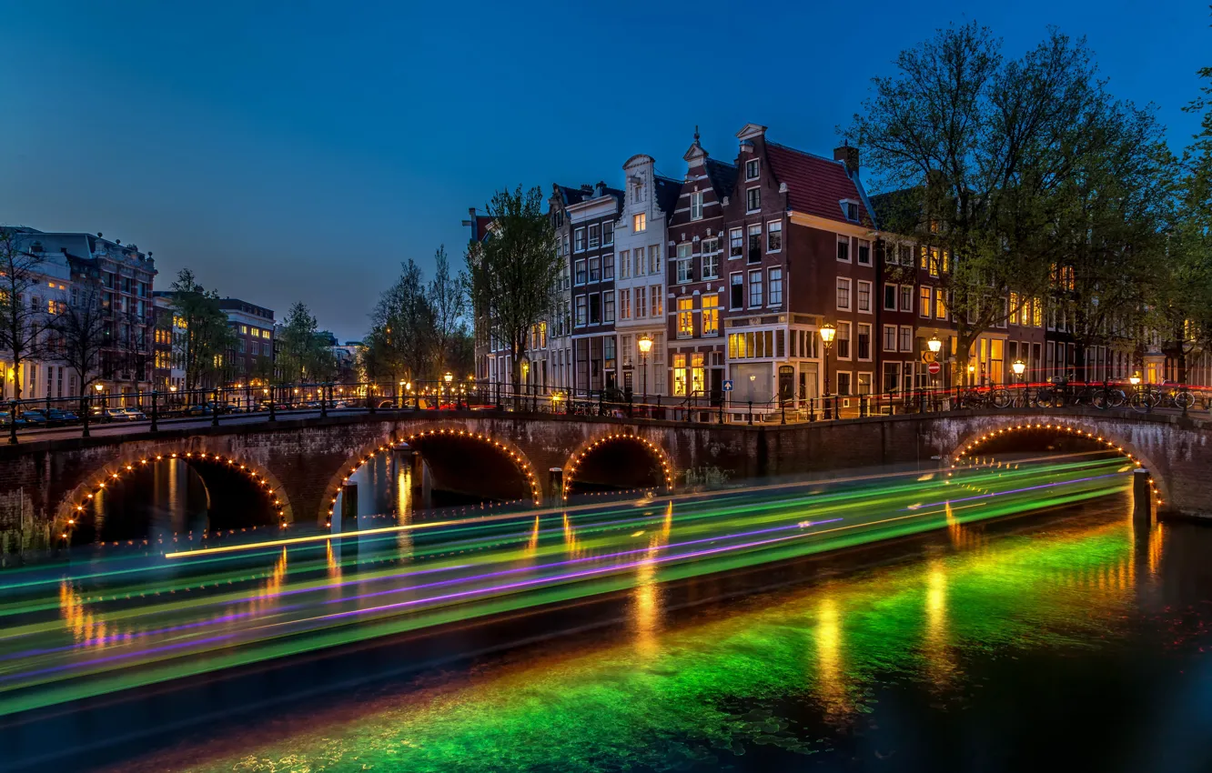 Фото обои ночь, мост, огни, река, выдержка, Амстердам, фонари, Нидерланды