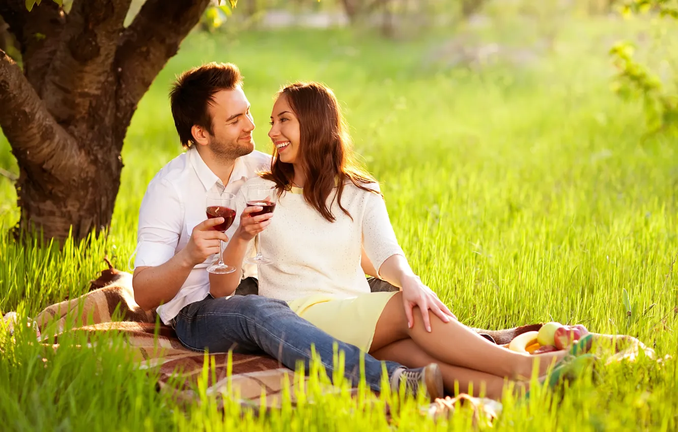 Фото обои природа, вино, отдых, романтика, пара, пикник, двое