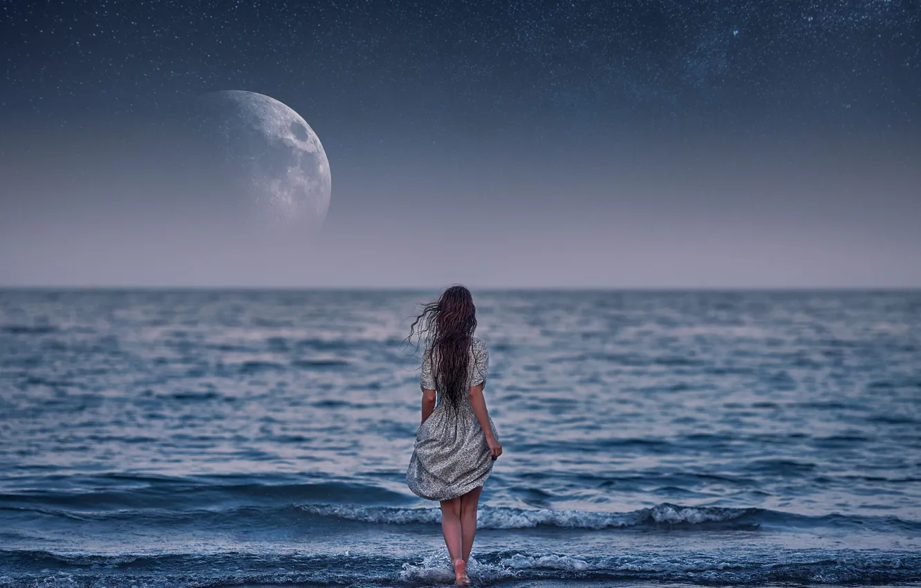 Фото обои море, девушка, луна