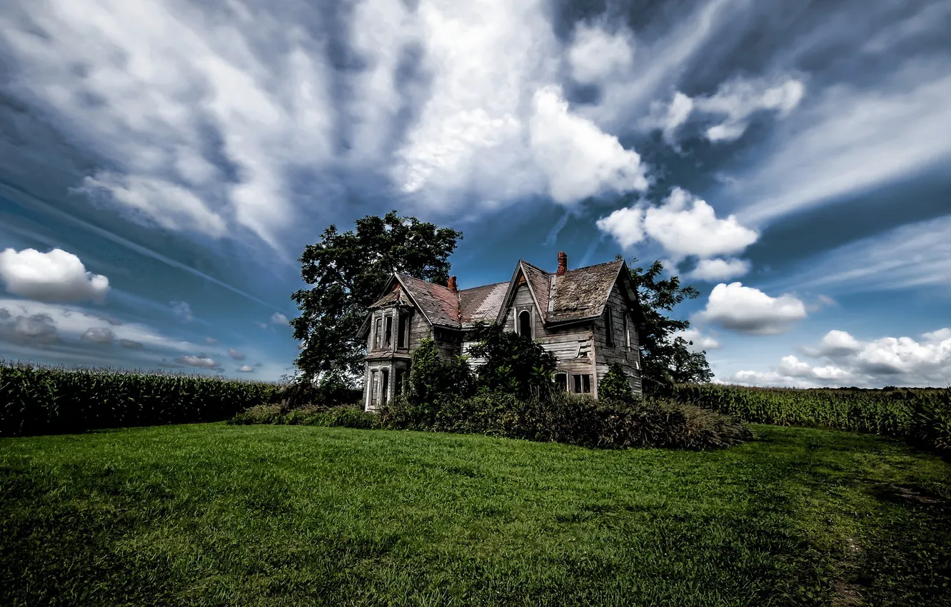 Фото обои Sky, Abandoned Farmhouse, Dilapidated Drama, Talbot Trail
