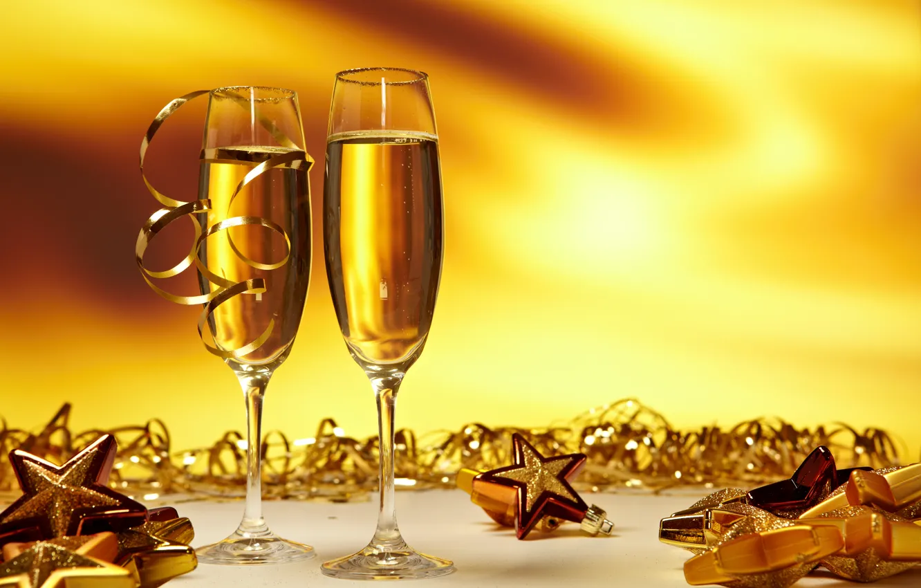 Фото обои ленты, праздник, игрушки, новый год, бокалы, декорации, шампанское, happy new year