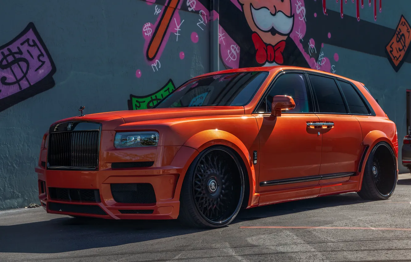 Фото обои Orange, Rolls Royce, Graffiti, Monopoly, Black Wheels, Cullinan, Rolls Royce Cullinan