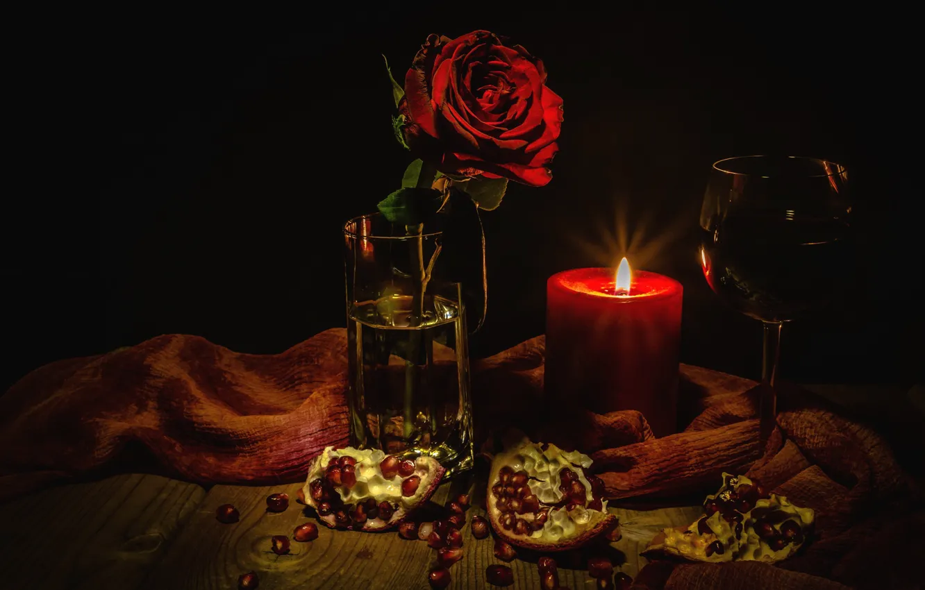 Фото обои вино, бокал, роза, свеча, натюрморт, гранат