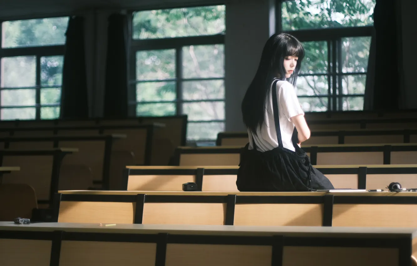 Фото обои Beautiful, Asian, Model, Woman, Back, Cute, Desk, Behind