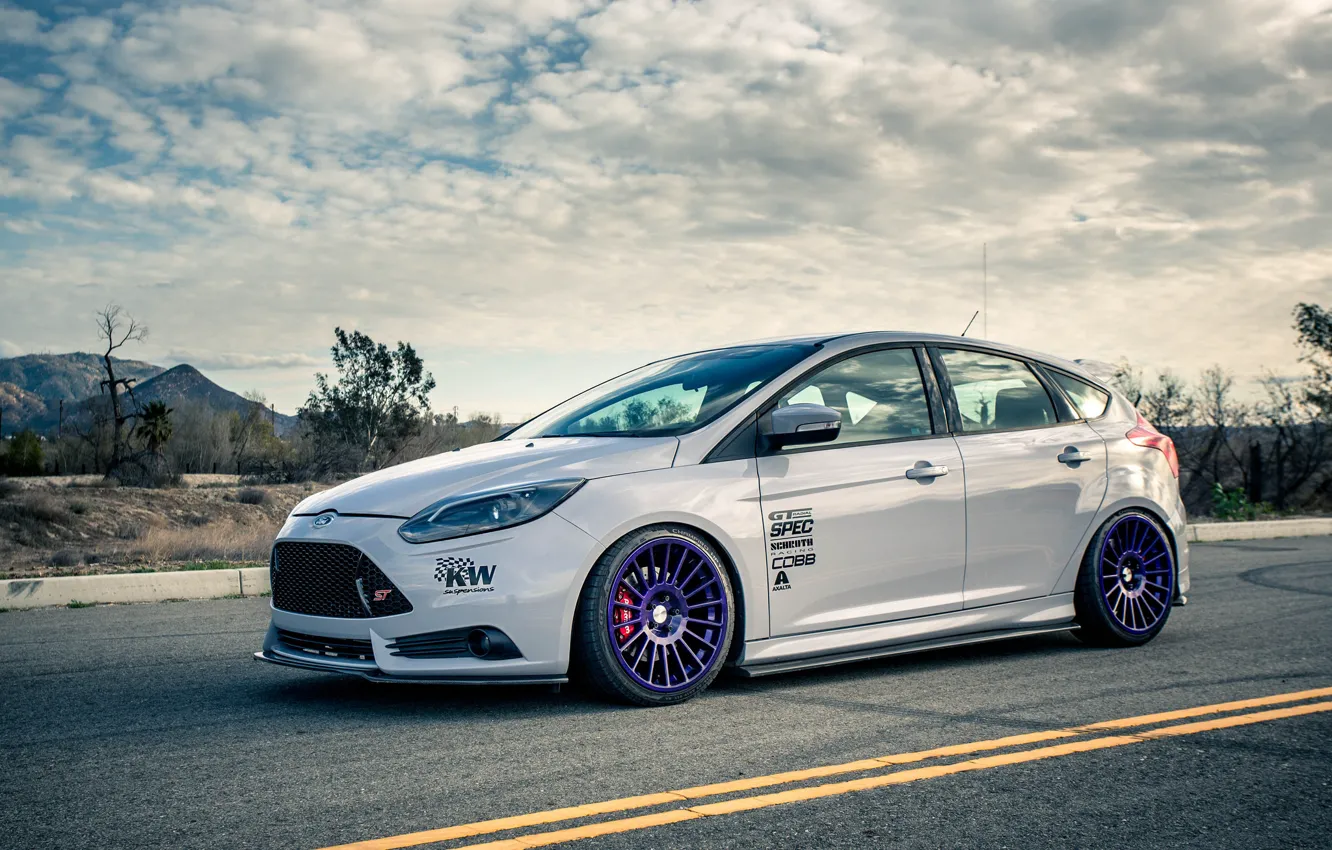 Фото обои white, ford, tuning, focus