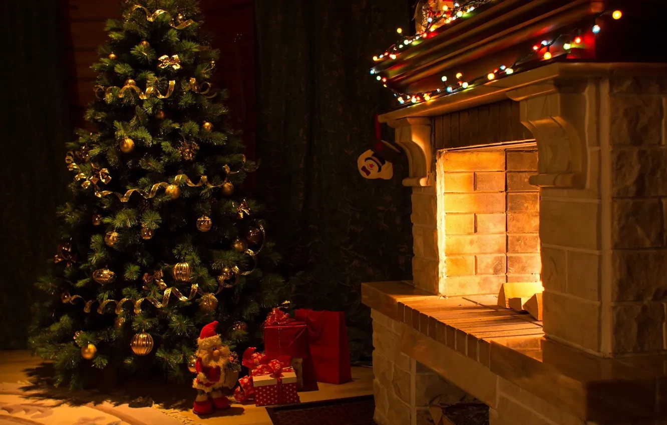 Фото обои украшения, тепло, елка, вечер, огоньки, Новый Год, Рождество, подарки