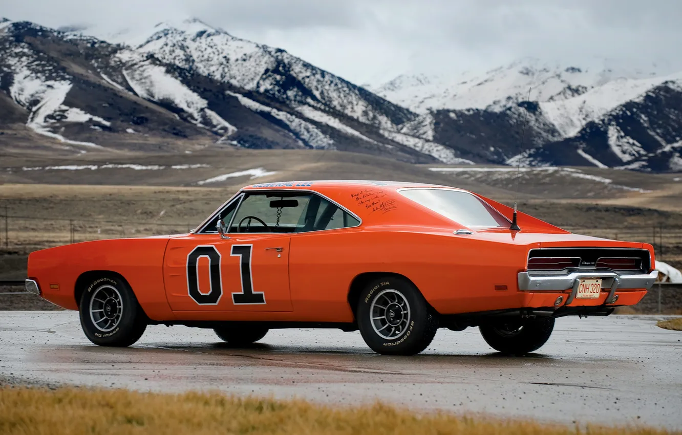 Фото обои оранжевый, Додж, 1969, Dodge, мускул кар, вид сзади, Charger, чарджер