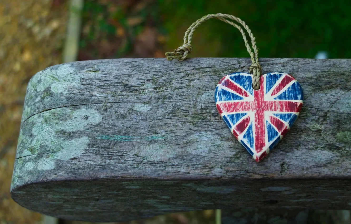 Фото обои дерево, сердце, флаг, сердечко, британский