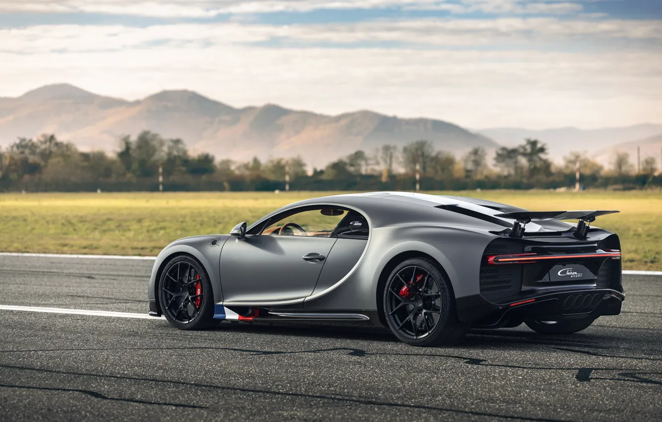 Фото обои Bugatti, Sport, W16, Chiron, спецсерия, 2021, спорткупе, матово-серый