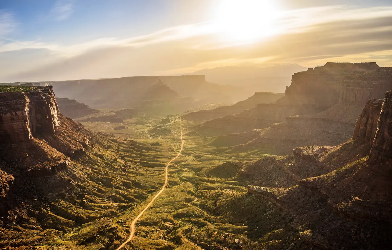 Фото обои дорога, небо, солнце, камни, скалы, рассвет, долина, США