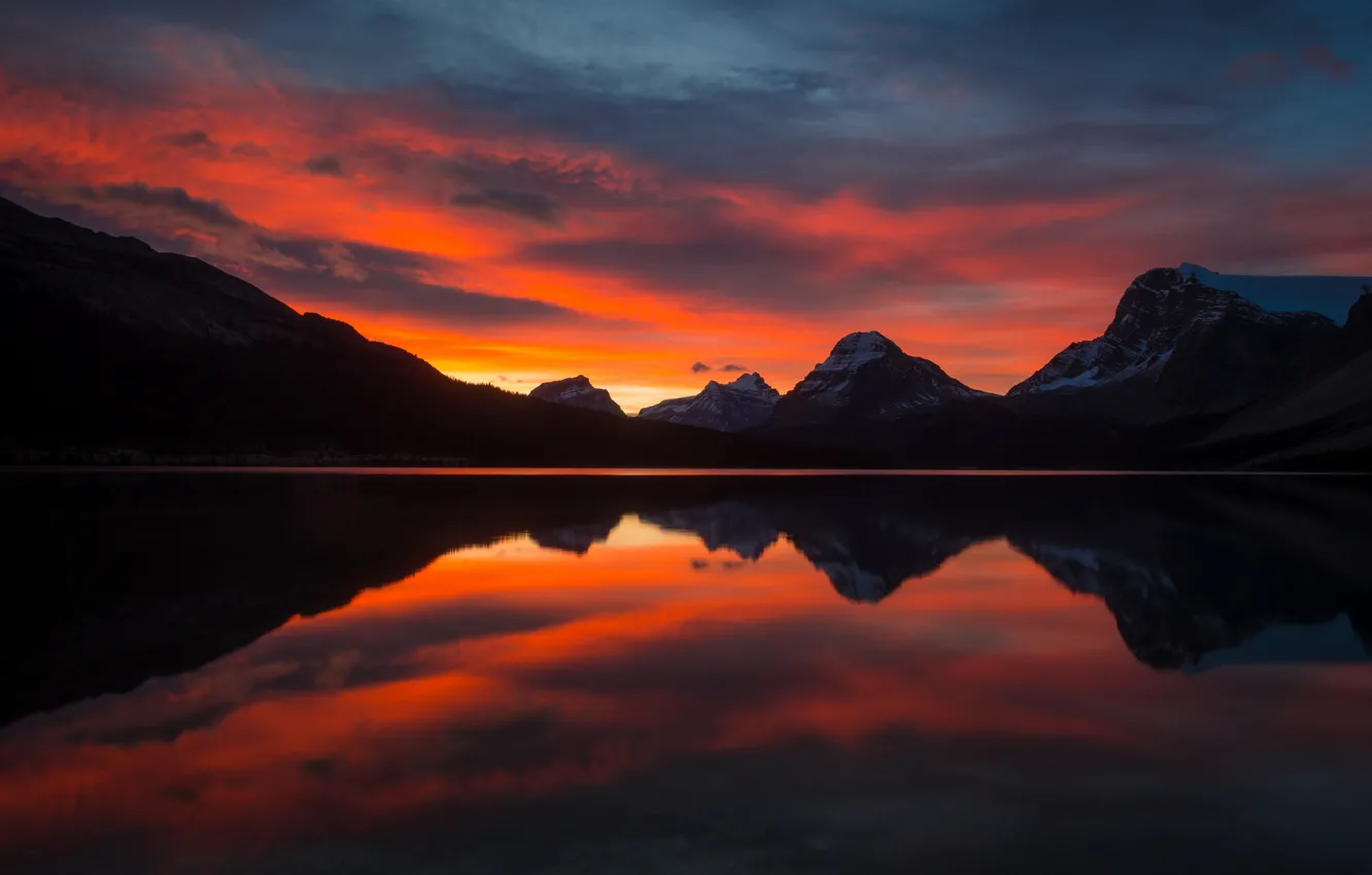 Фото обои twilight, mountains, lake, evening, dusk, reflection