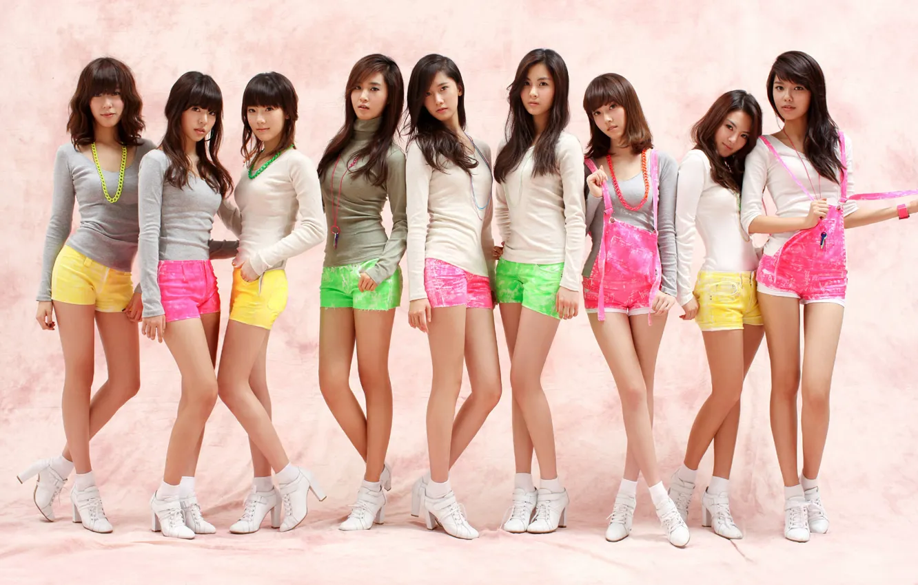 Фото обои shorts, figure, asian, korea, girlhood