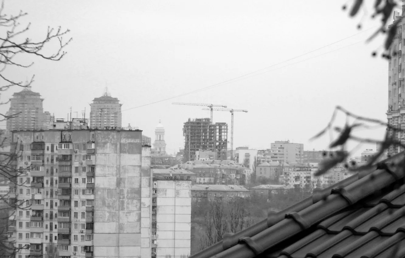 Фото обои церьковь, крыши домов, Вид с балкона