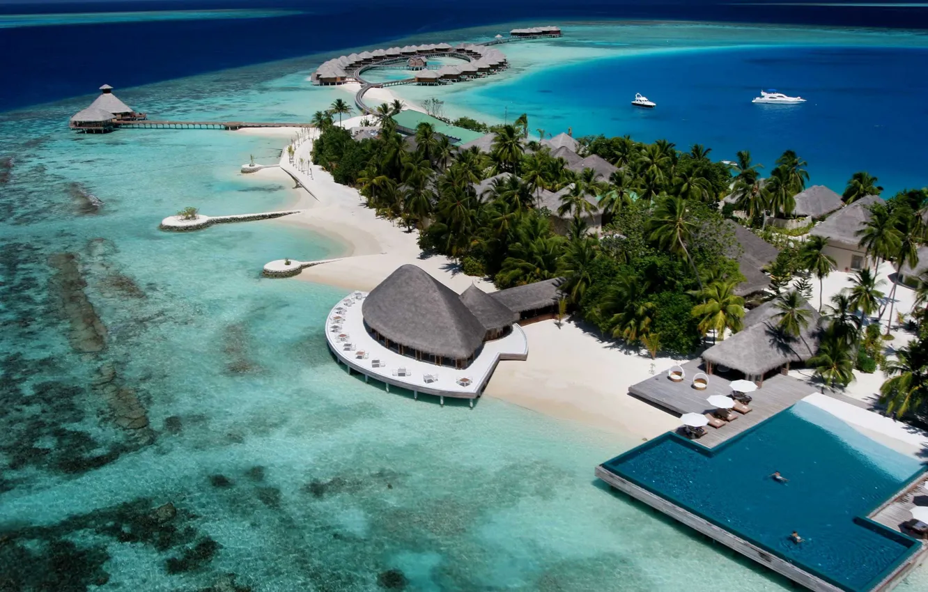 Фото обои пальмы, океан, остров, отель, экзотика, Maldives