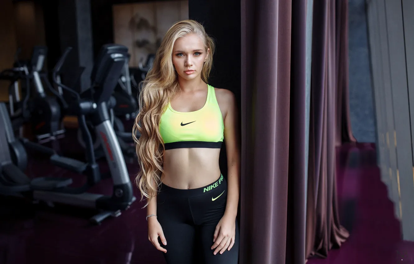 Фото обои girl, long hair, photo, photographer, blue eyes, model, Nike, bokeh