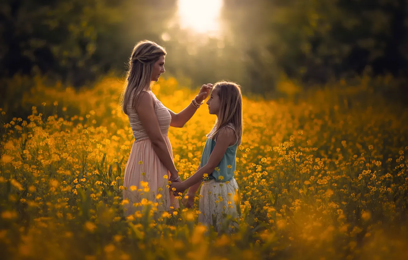 Фото обои лето, любовь, девочка, мама, A Mother's Love