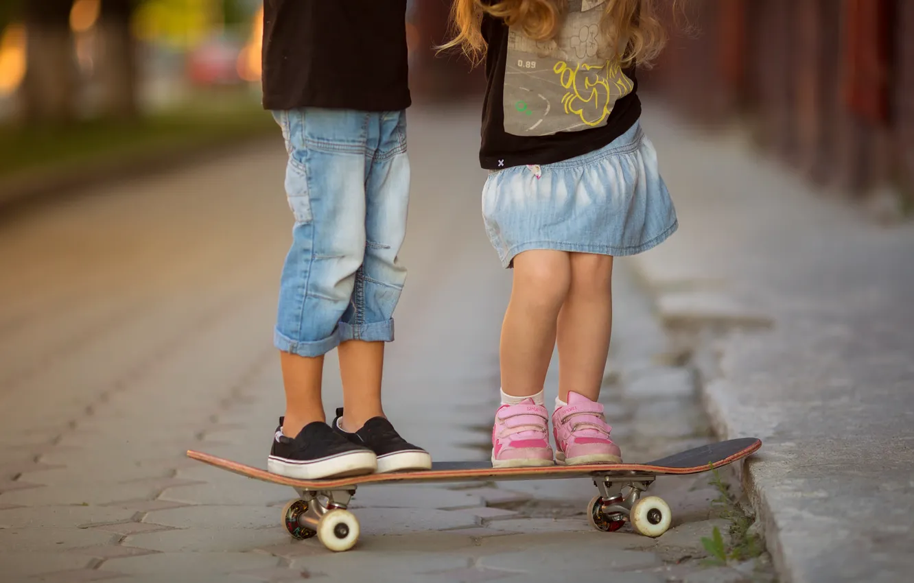 Фото обои дети, город, скейт