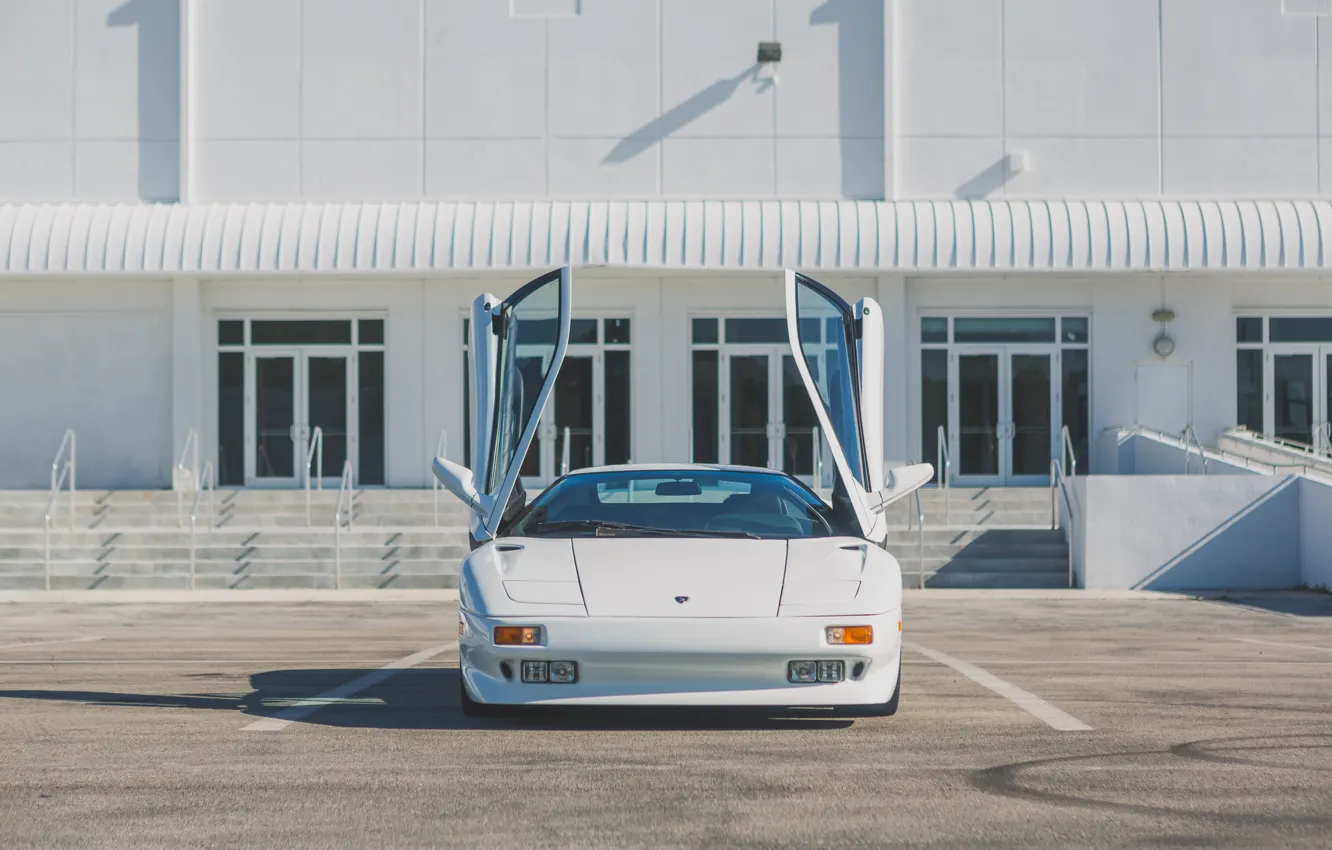 Фото обои White, Parking, Supercar, Lamborghini Diablo, Scissor doors