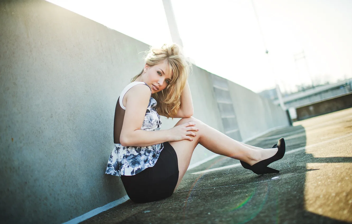 Фото обои Girl, Model, View, Heels, Hair, Shoes, Cali