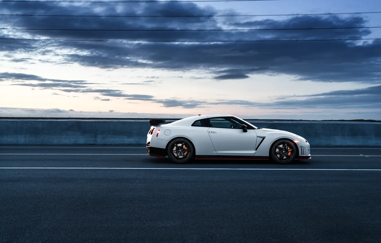 Фото обои Nissan, GT-R, Car, White, Side, R35, Sport, Road