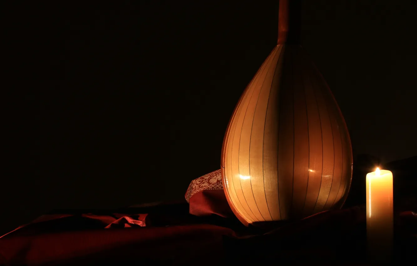 Фото обои фон, свеча, музыкальный инструмент, мандолина