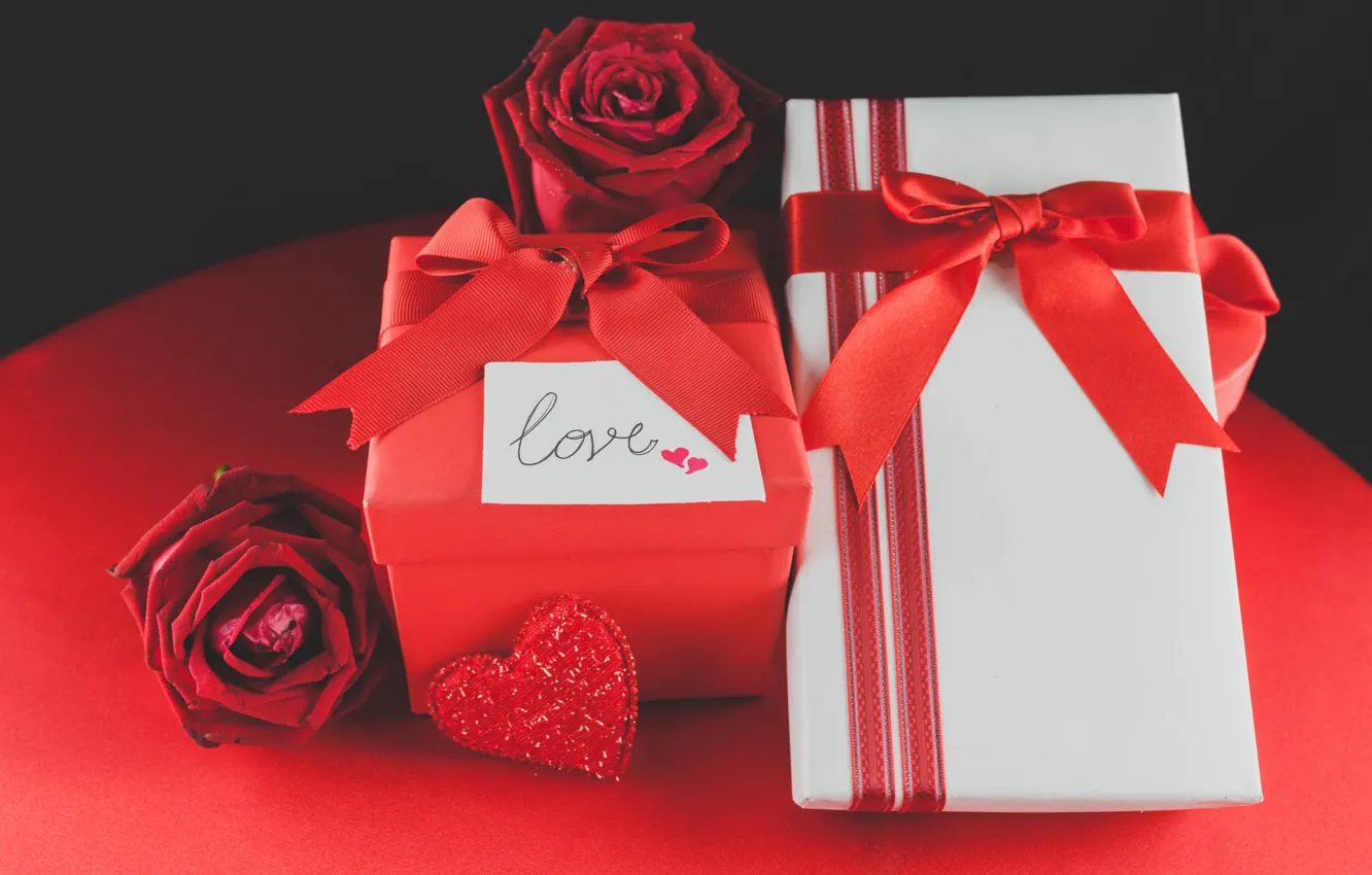 Фото обои red, love, romantic, hearts, valentine's day, gift, roses, красные розы