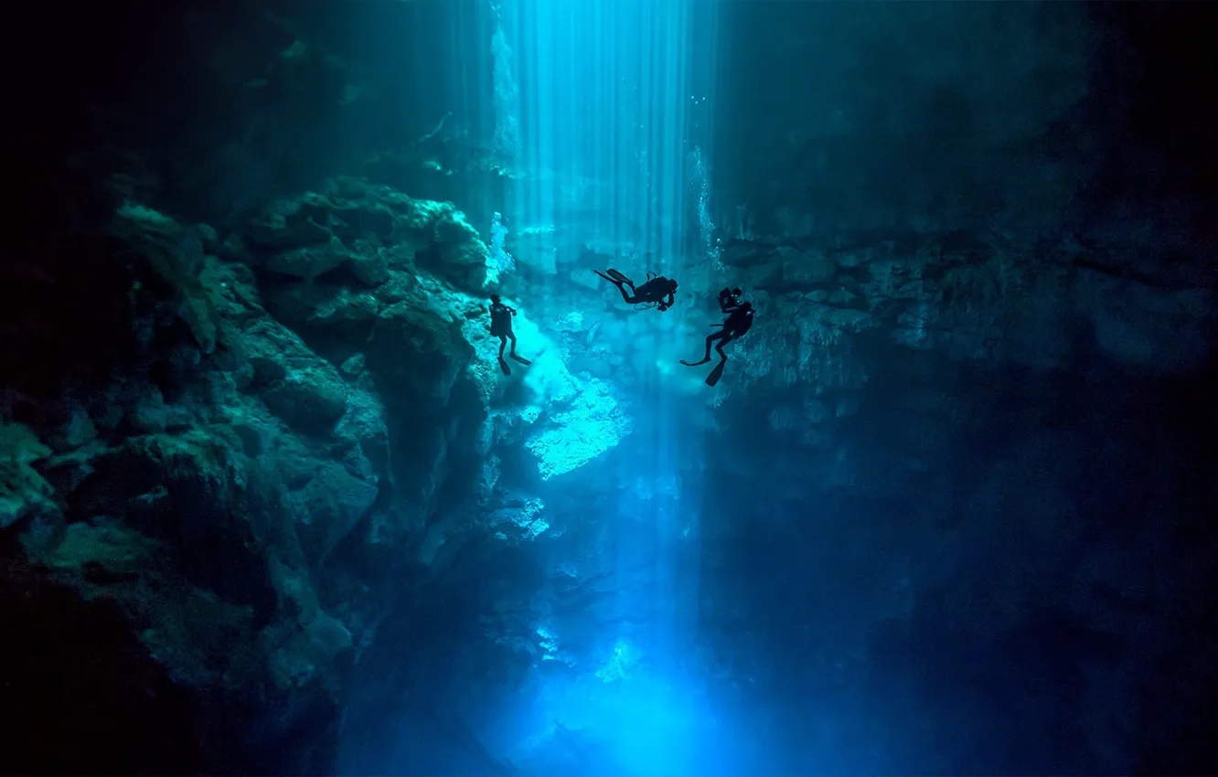 Фото обои Мексика, дайверы, Cenote El Pit, Парк Дос Охос