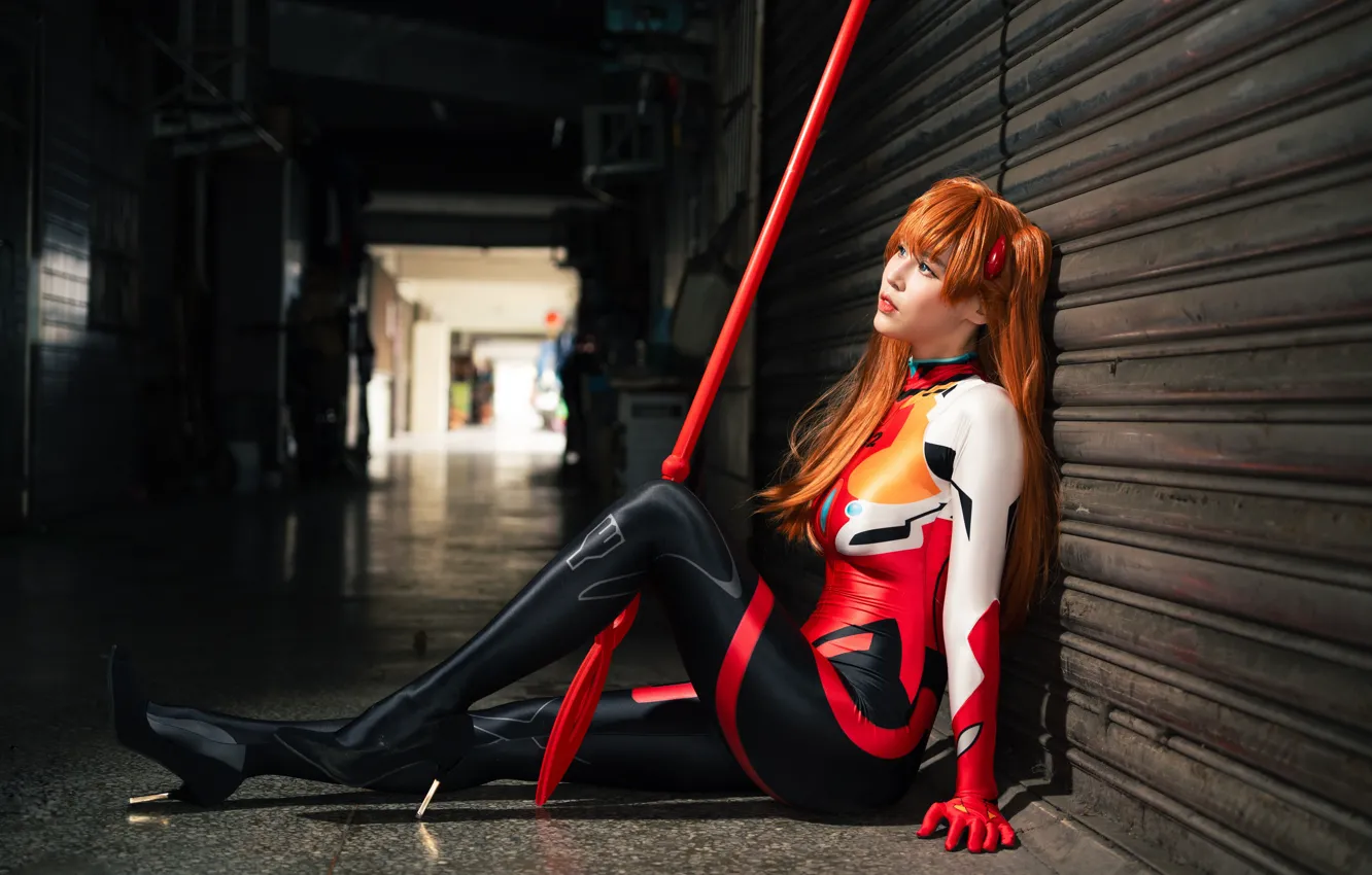 Фото обои девушка, поза, коридор, girl, азиатка, рыжие волосы, Neon Genesis Evangelion, милашка