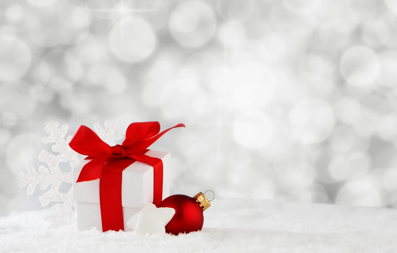 Фото обои украшения, праздник, подарок, новый год, шар, лента, снежинка, коробочка