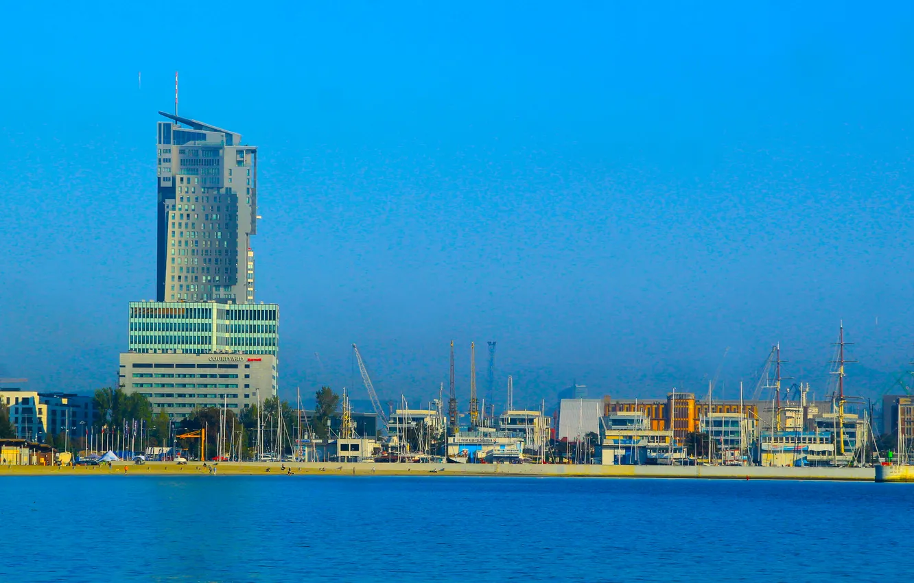 Фото обои city, sky, sea, building