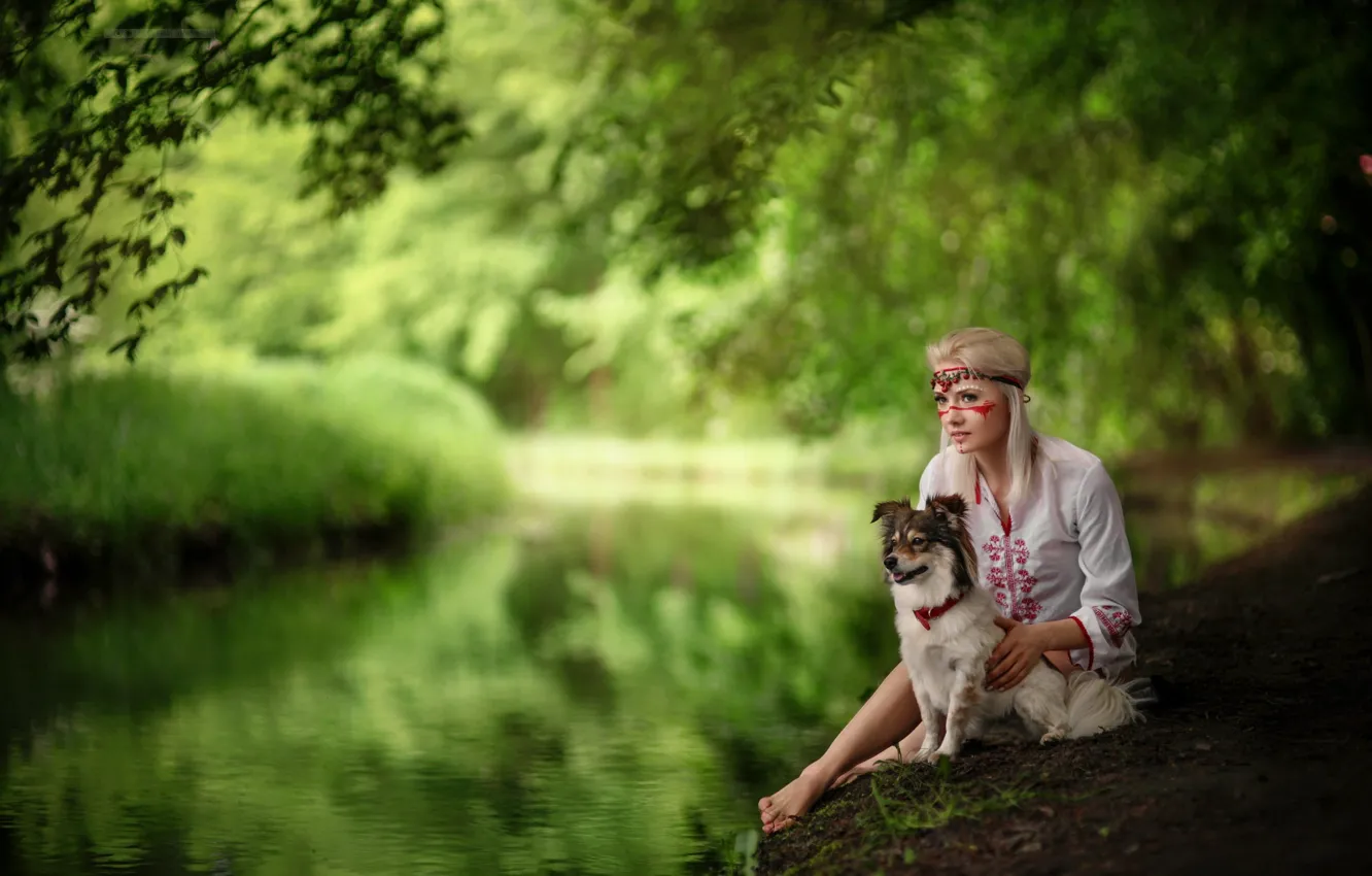 Фото обои девушка, природа, пруд, собака, ножки, речка