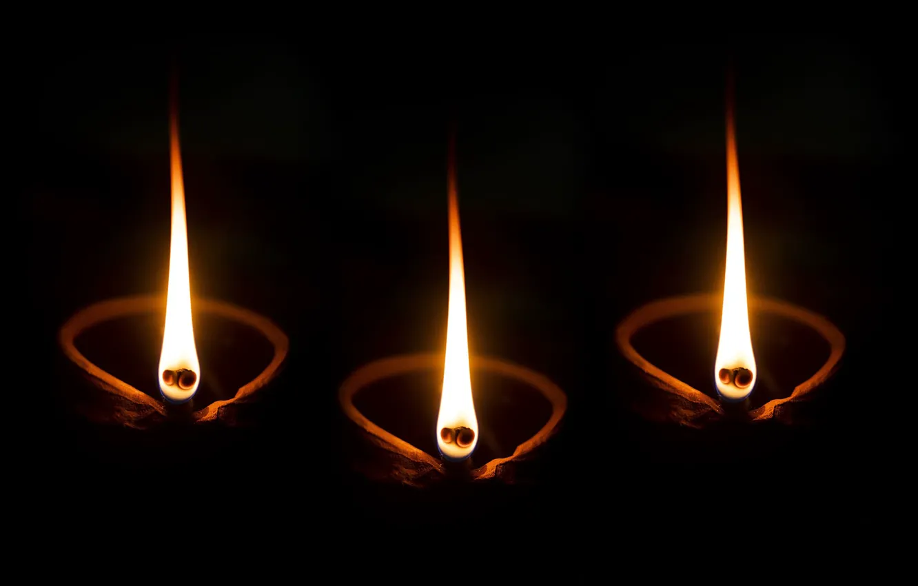 Фото обои fire, candles, light and darkness, Happy Diwali