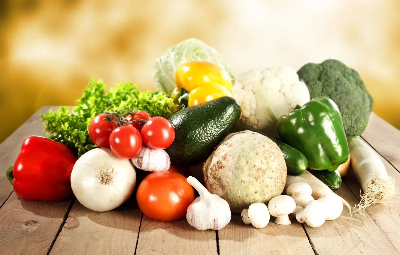 Фото обои лук, овощи, помидоры, капуста, огурцы, редька, гребы