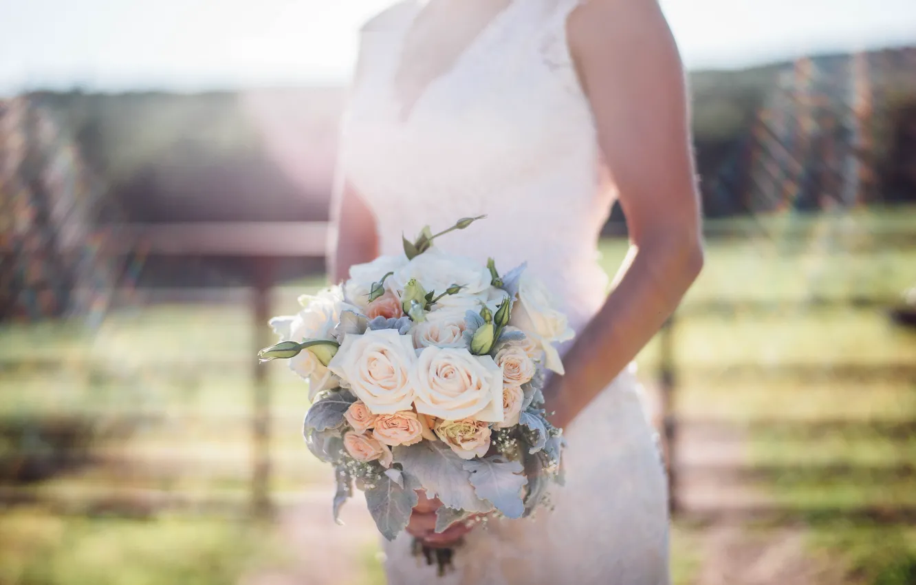 Фото обои цветы, розы, букет, платье, невеста