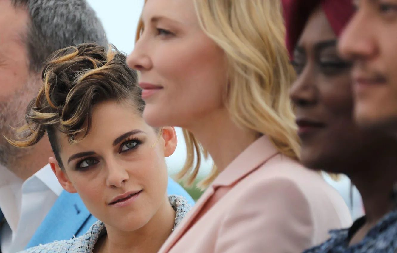 Фото обои взгляд, Kristen Stewart, Кристен Стюарт, Кейт Бланшетт, Cate Blanchett, Cannes Film Festival, каннский кинофестиваль 2018