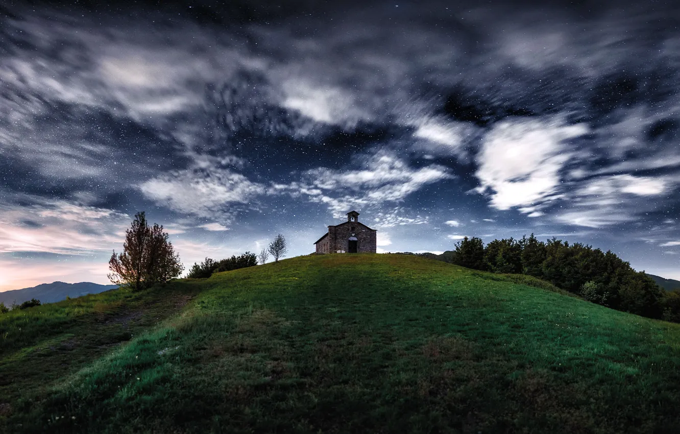 Фото обои Emilia-Romagna, Cirone, Corniglio, Madonna dell'Orsaro night