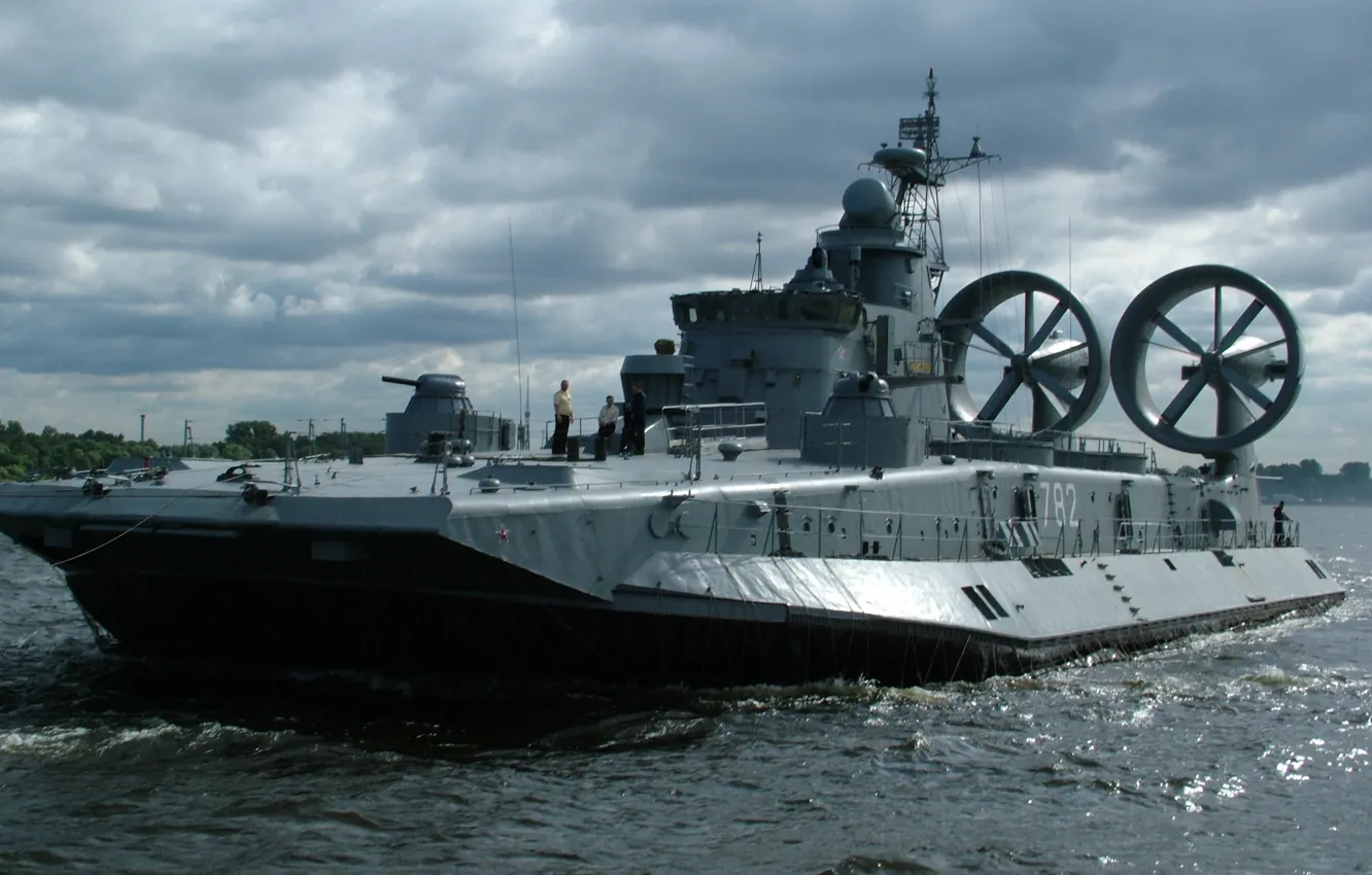 Фото обои powerful, Hovercraft, Russian Navy, Russian power, Zubr-class LCAC, Zubr-class, mordovia