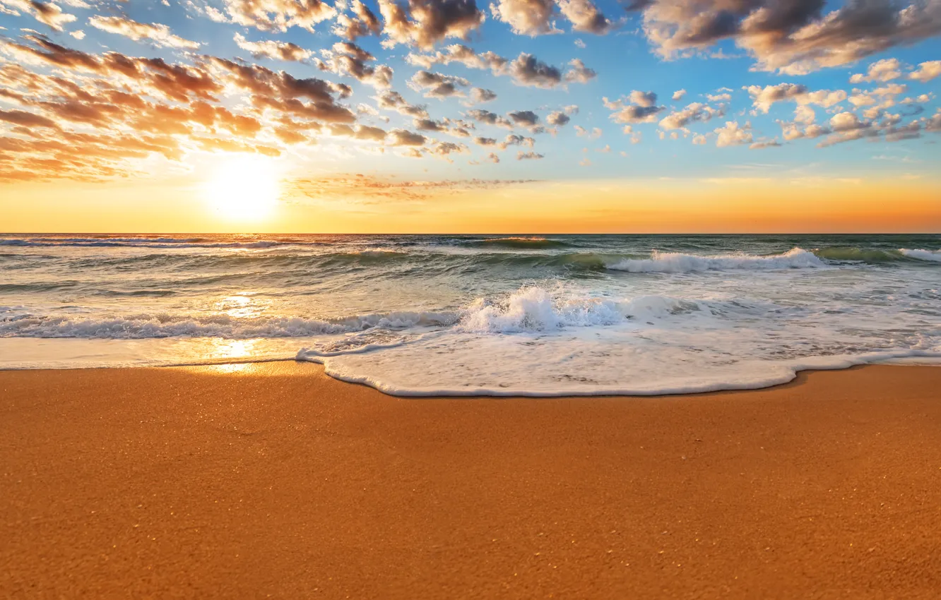 Фото обои песок, море, пляж, небо, вода, пейзаж, закат, природа