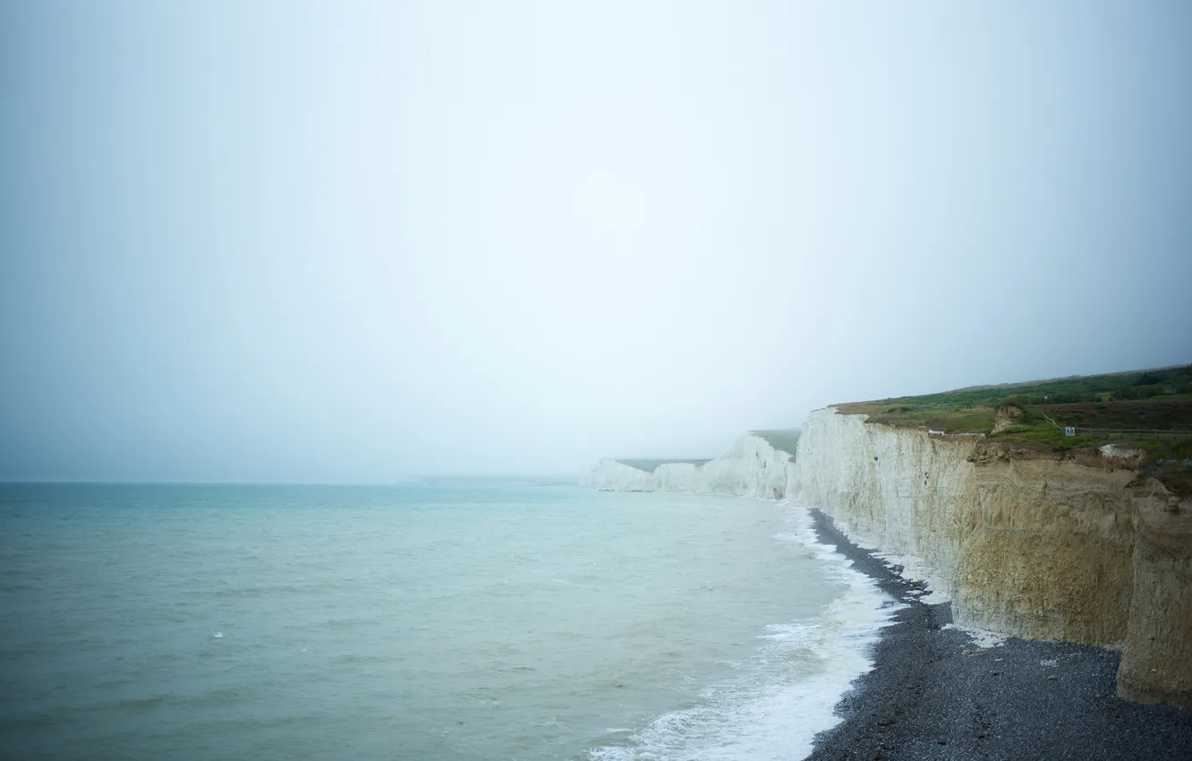 Фото обои море, пляж, скалы, Англия, дождливый, Суссекс, Семь сестер скалы