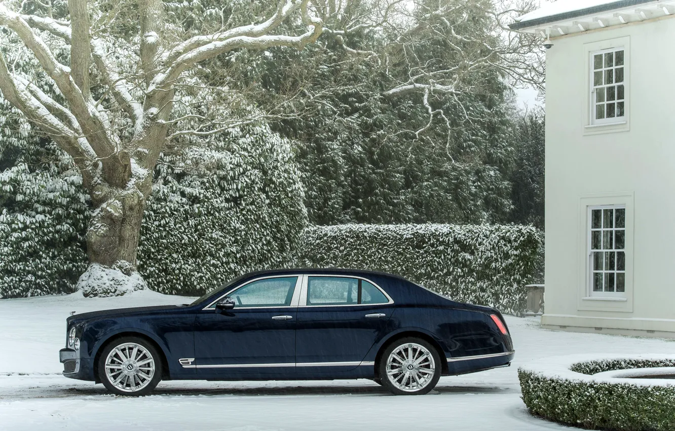 Фото обои Зима, Авто, Bentley, Синий, Снег, Машина, Здание, седан
