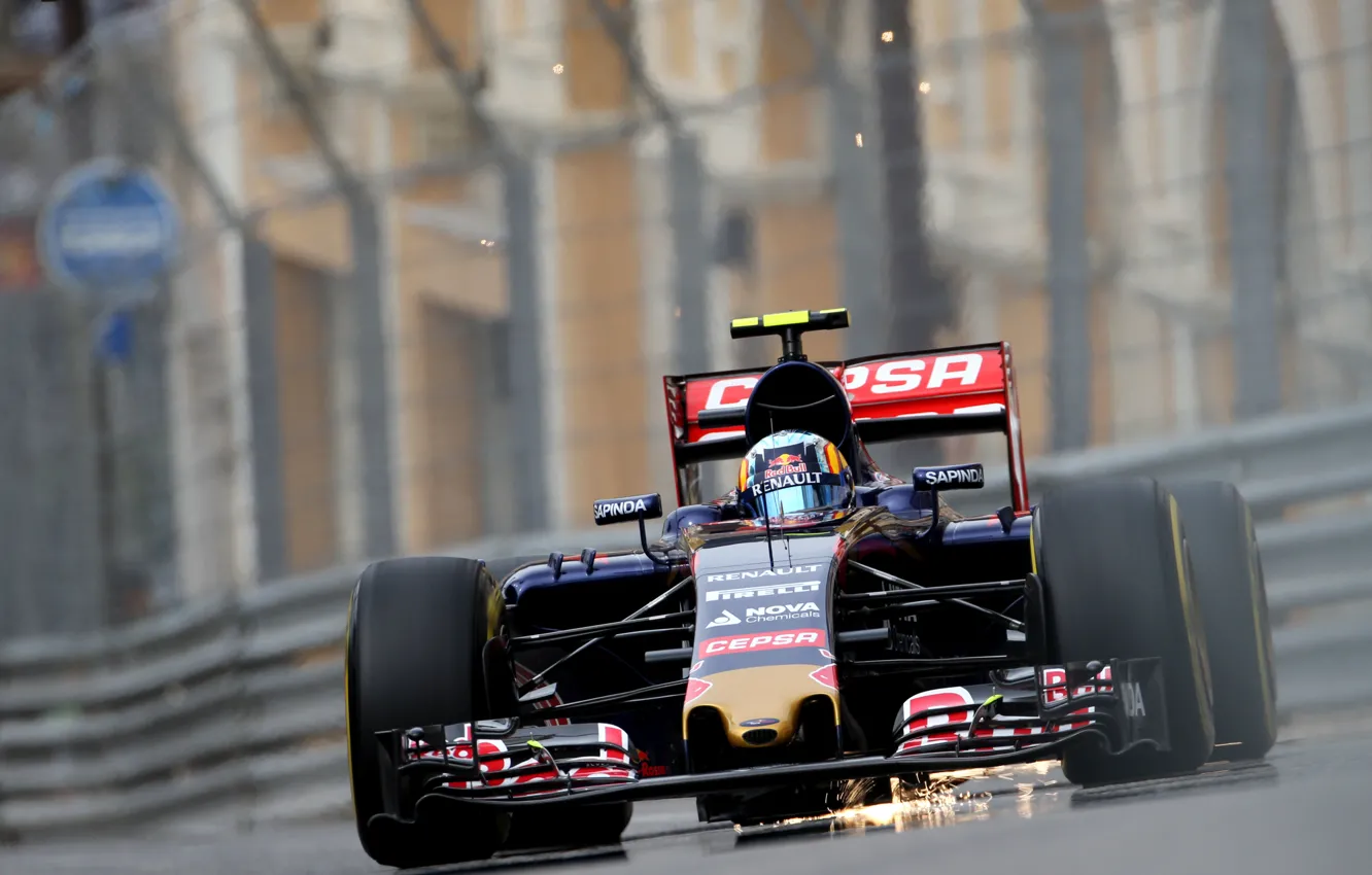 Фото обои Искры, Formula 1, Monte Carlo, Scuderia Toro Rosso, Carlos Sainz