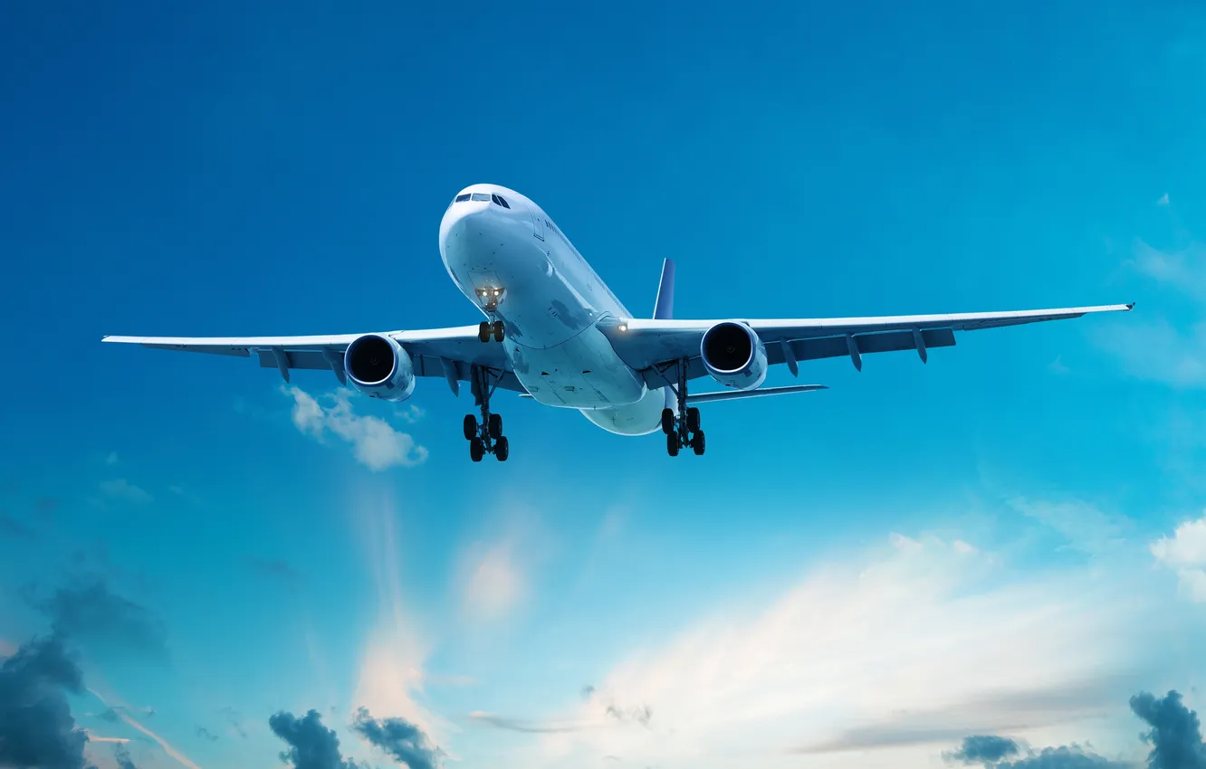 Фото обои sky, flight, background, airport, fly, air, plane, commercial