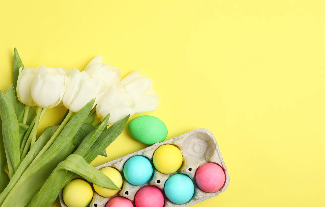 Фото обои цветы, яйца, весна, colorful, Пасха, тюльпаны, happy, wood