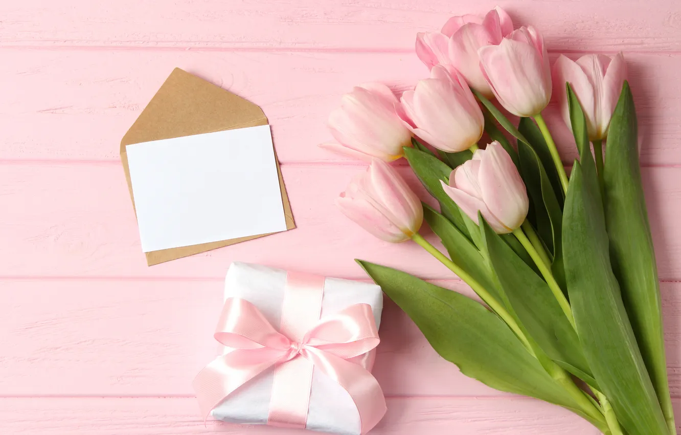 Фото обои цветы, подарок, букет, тюльпаны, розовые, wood, pink, flowers