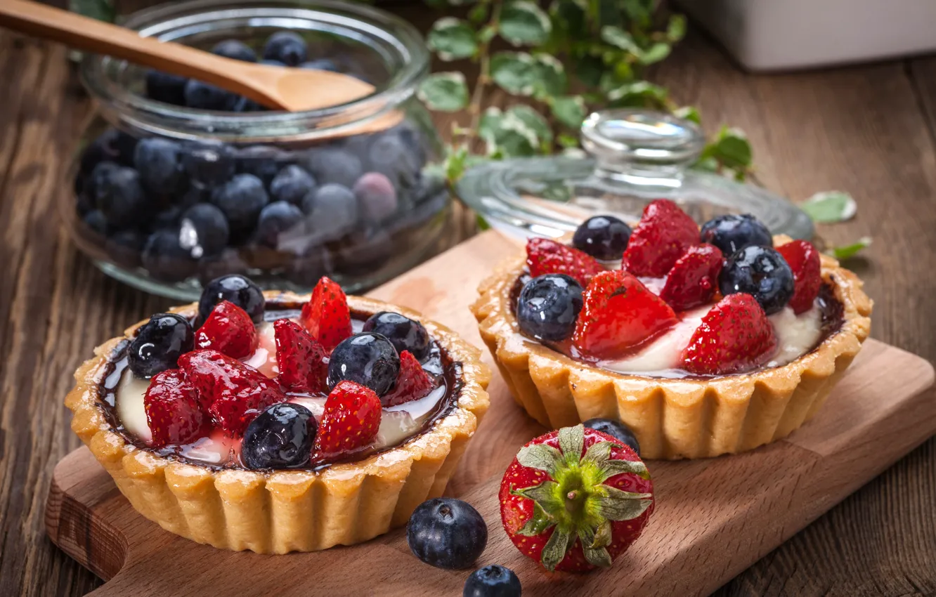 Фото обои ягоды, черника, клубника, корзинка, десерт, cream, dessert, berries