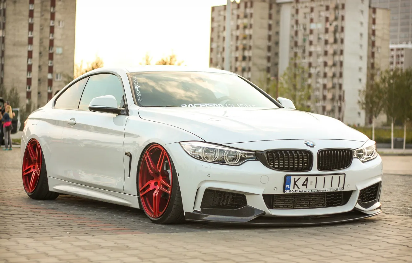 Фото обои bmw, turbo, red, white, tuning, power, germany, low