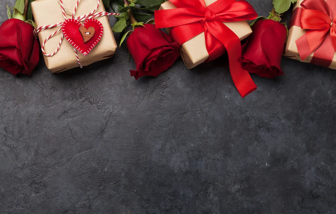 Фото обои любовь, цветы, подарок, романтика, розы, сердечки, love, happy