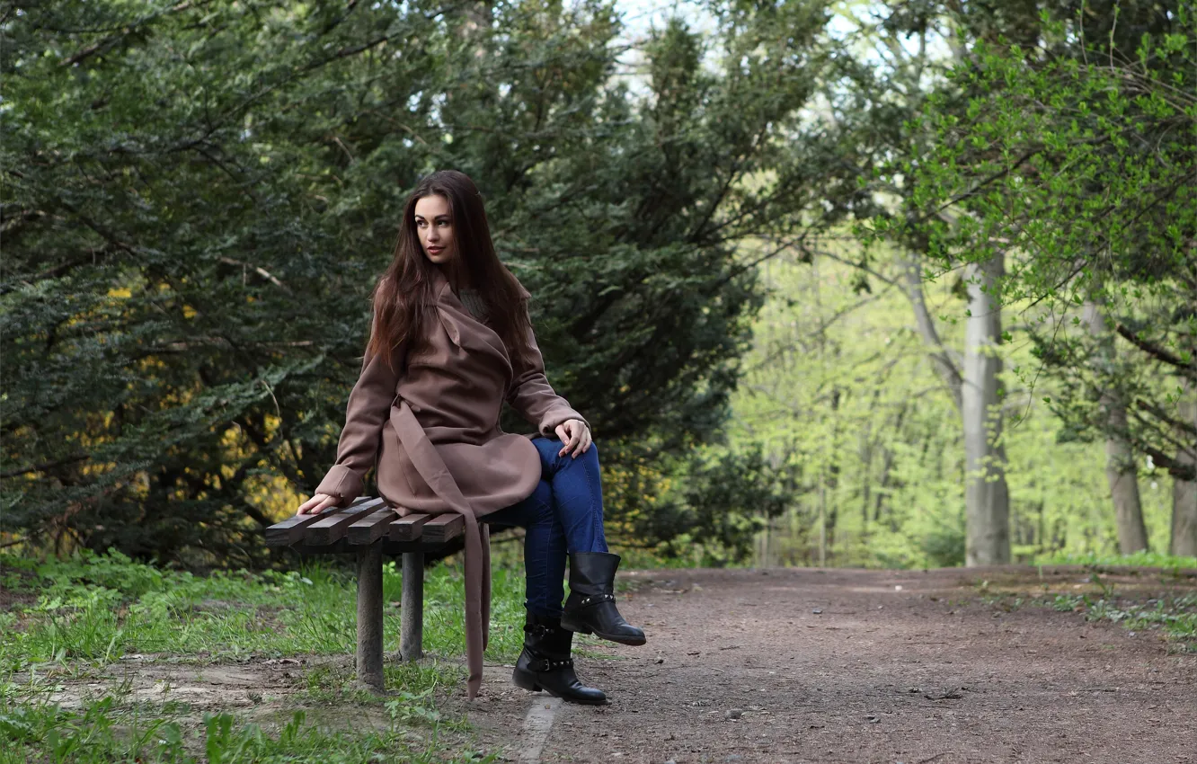 Фото обои forest, sky, hot girl, trees, nature, Mila, coat, bench