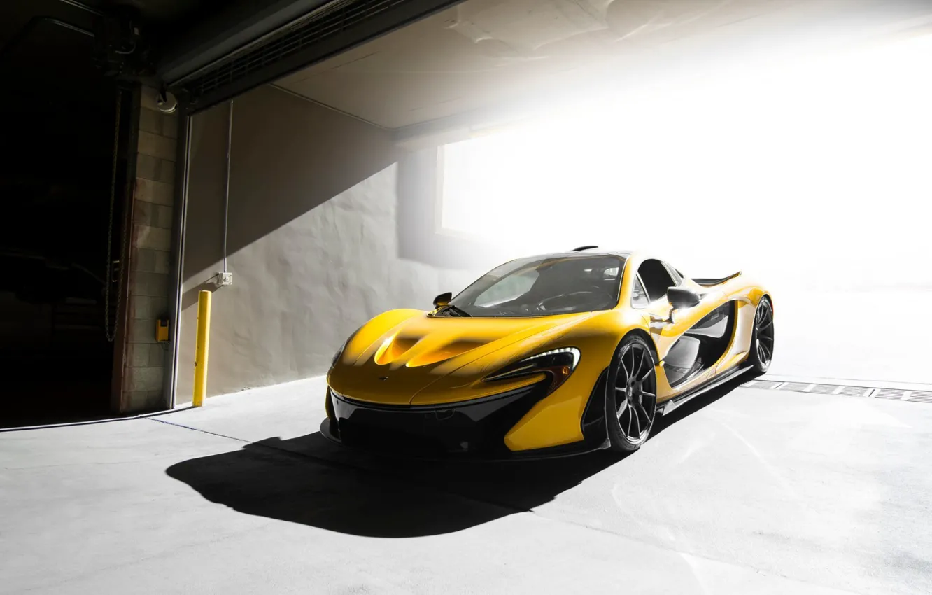 Фото обои McLaren, Front, Yellow, Supercar, Ligth, Figth