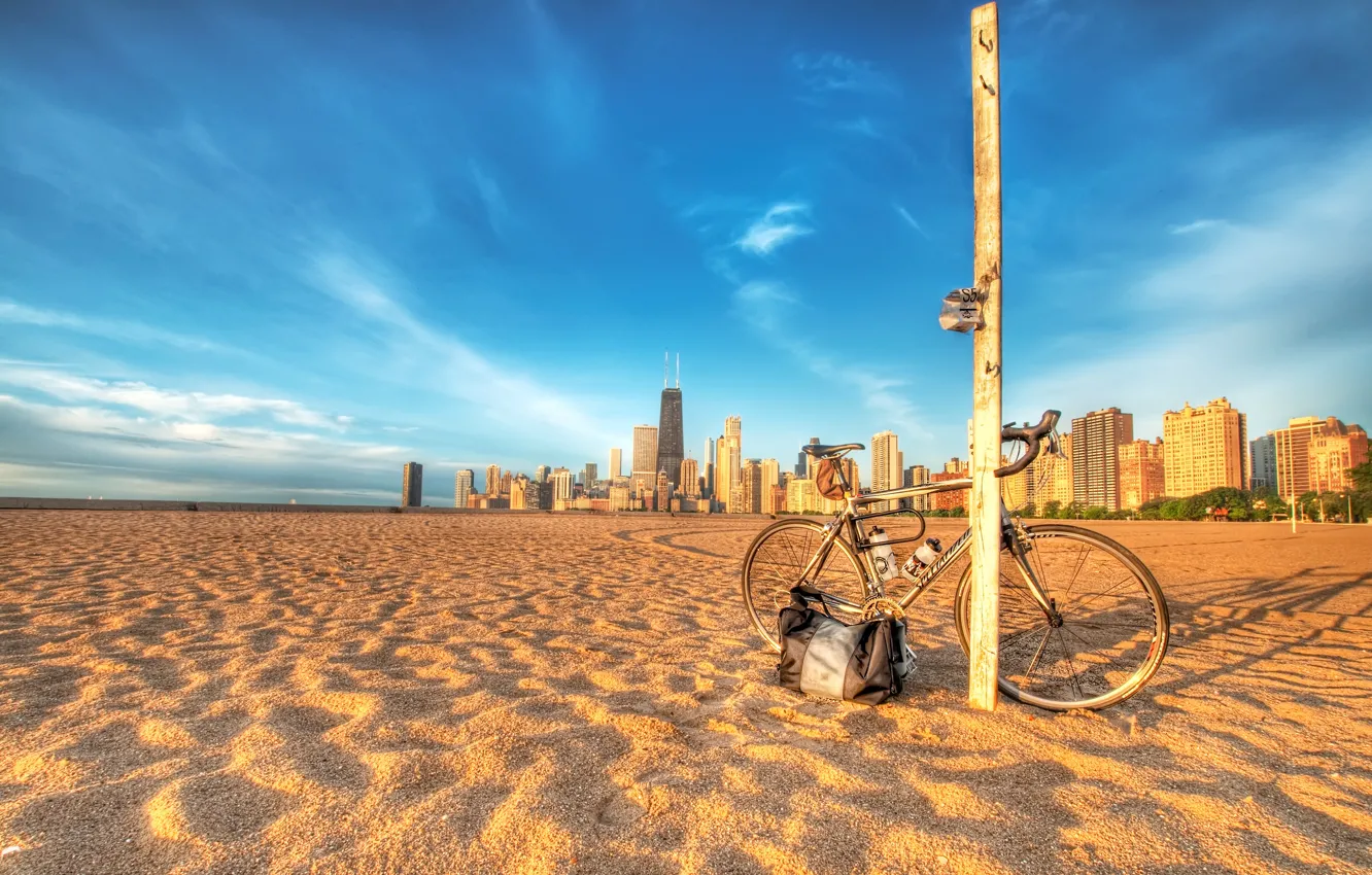 Фото обои песок, пляж, велосипед, фото, города, столб